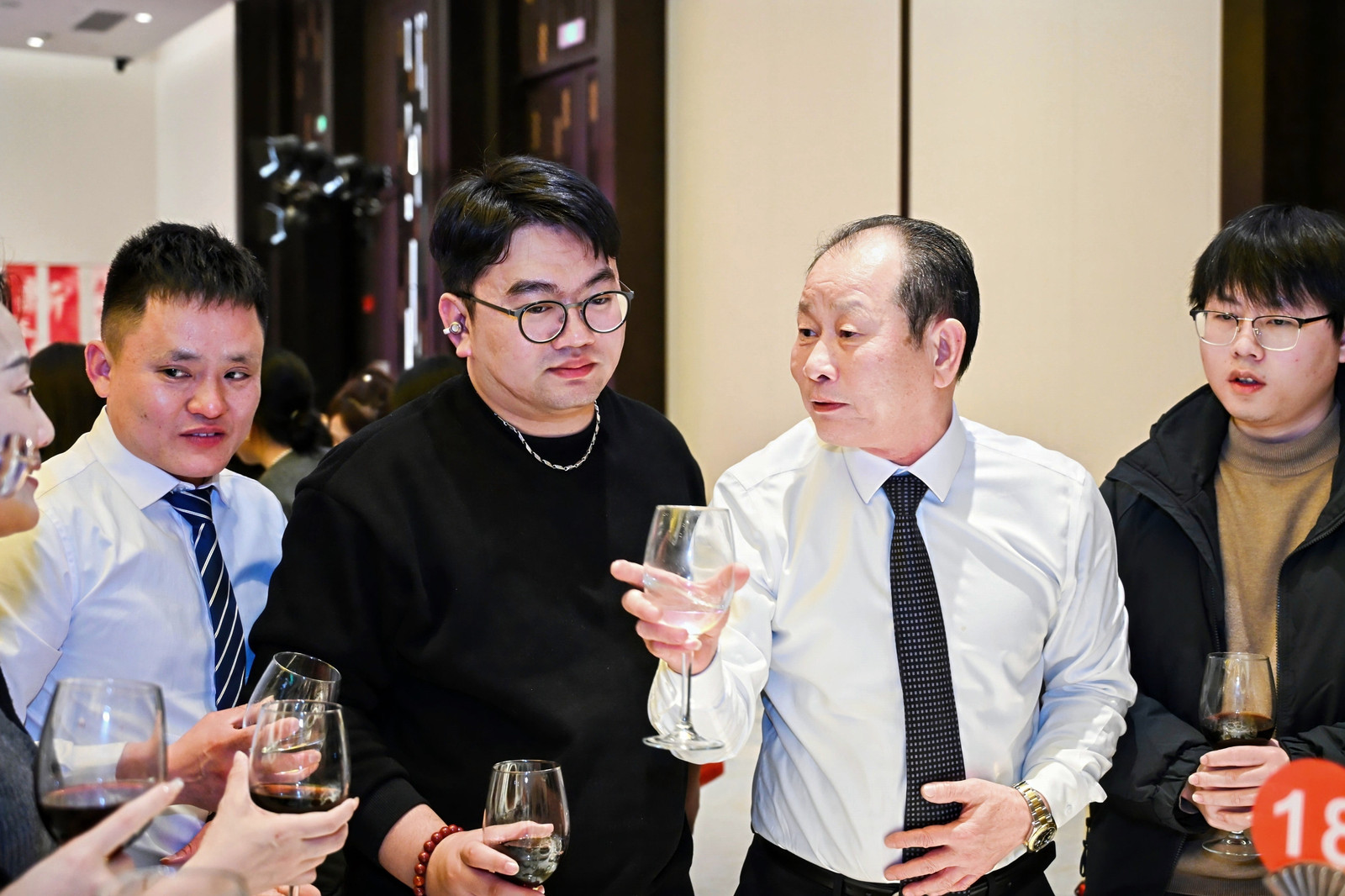 YXH_8620-3457230003_看图王.jpg